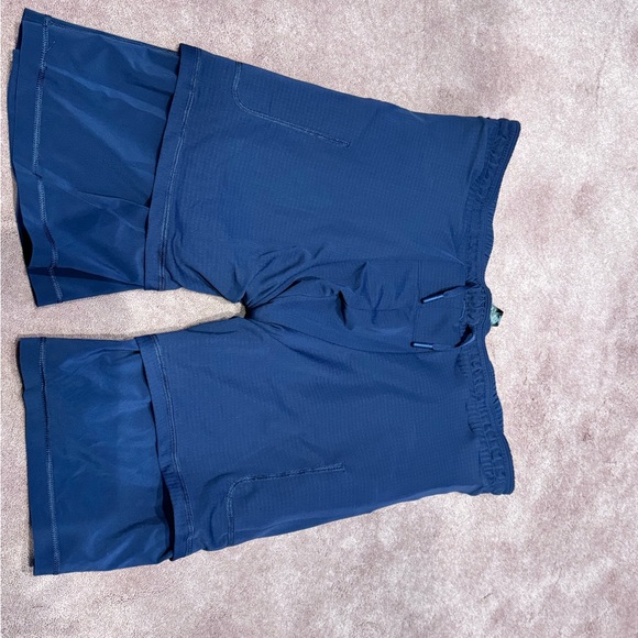 Lululemon Athletica Men’s Blue Exercise Shorts NWT - Picture 4 of 5